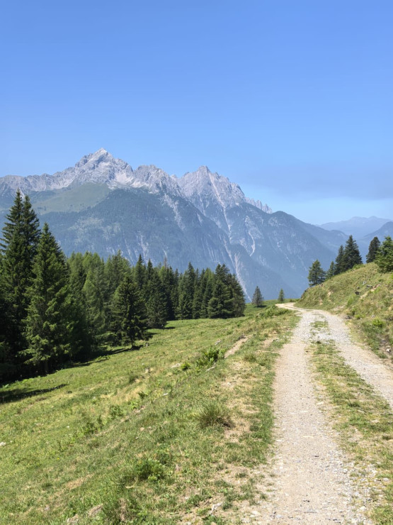 original 520620128 1322161669911593 8634643497295881661 n