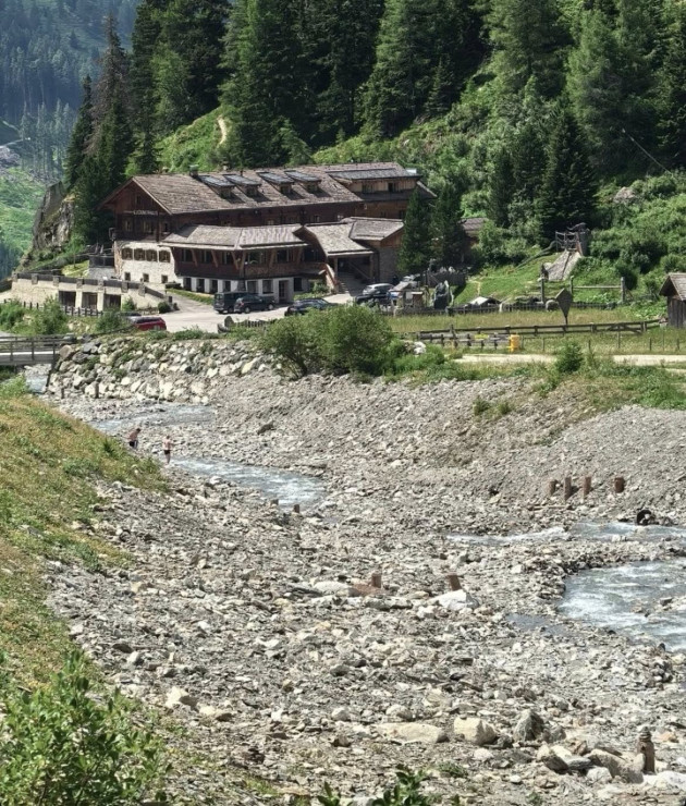 original 522633713 1326464122814681 6271467046738545014 n